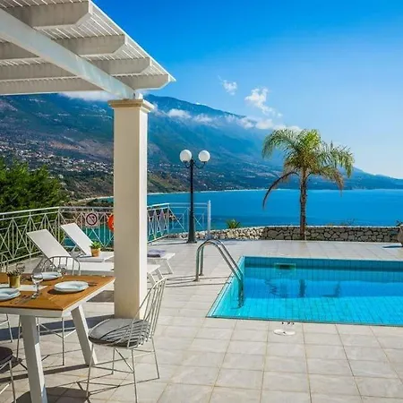 ヴィラ Sleeps 6 Pool Air Con Wifi